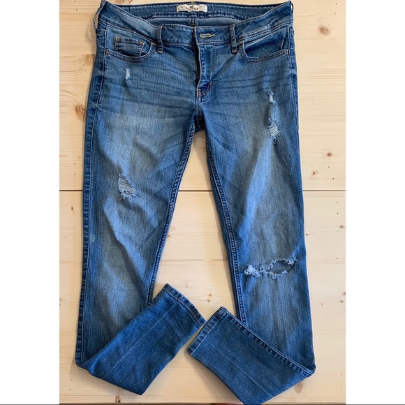 Women’s Hollister Skinny Jeans - Picture 6 of 15